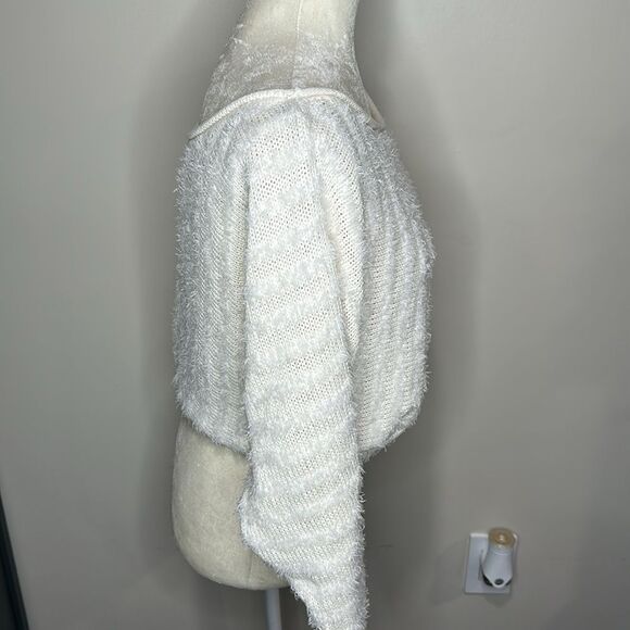 Free people beach fuzzy cropped top size small - Picture 3 of 5